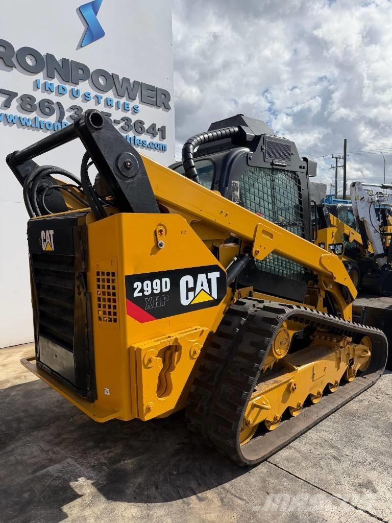 CAT 299 D XHP Krautuvai su šoniniu pasukimu