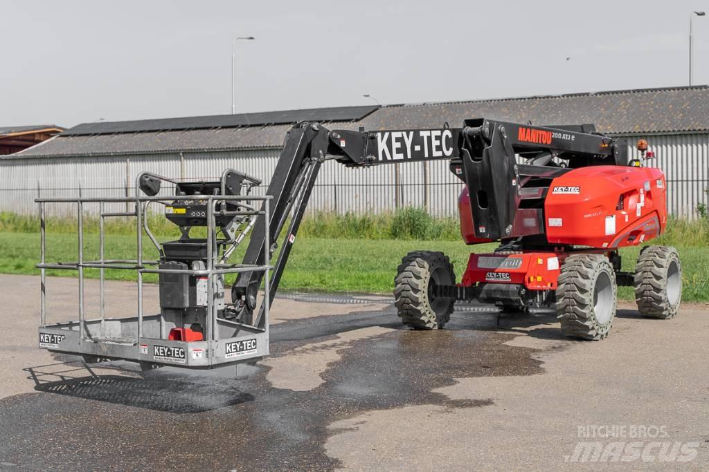 Manitou 200 ATJ e Alkūniniai keltuvai