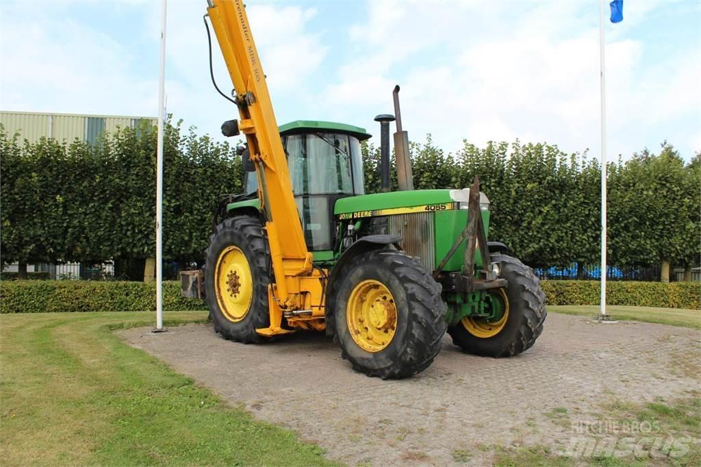 John Deere 4055 Traktoriai
