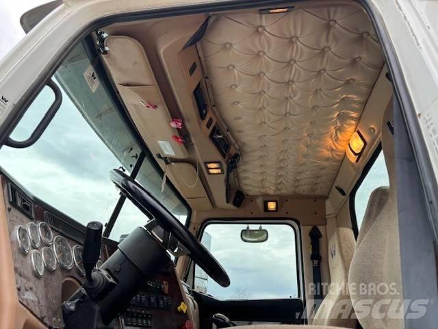Western Star W 4700 Kita