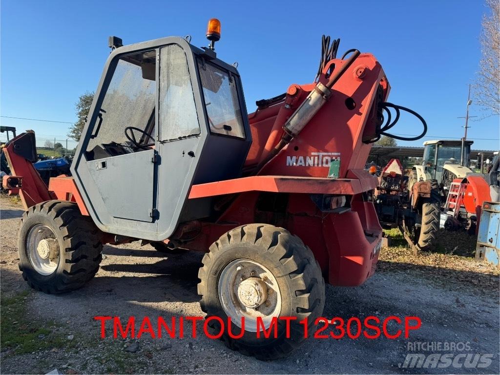 Manitou 1230SCP Statyba - Kita