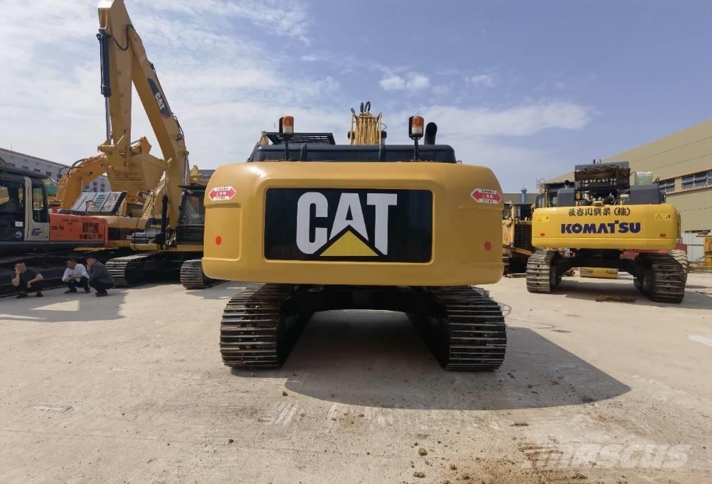 CAT 330 Vikšriniai ekskavatoriai