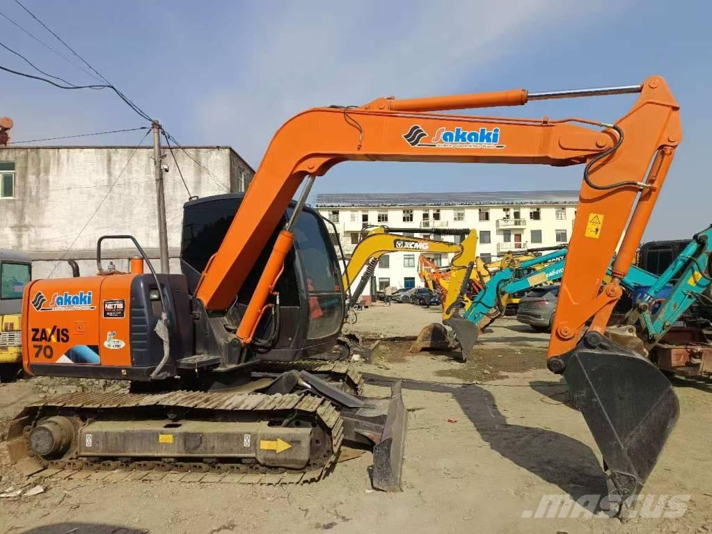 Hitachi ZX 70 Vidutinės galios ekskavatoriai 7-12 t