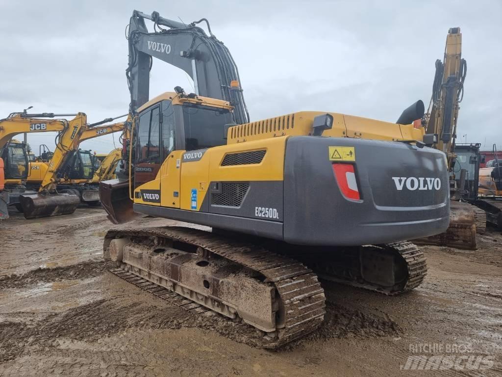 Volvo EC 250 D L Vikšriniai ekskavatoriai