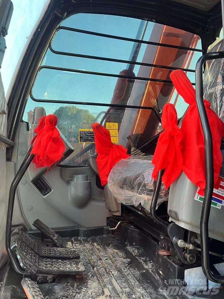 Hitachi ZX 70 Vikšriniai ekskavatoriai