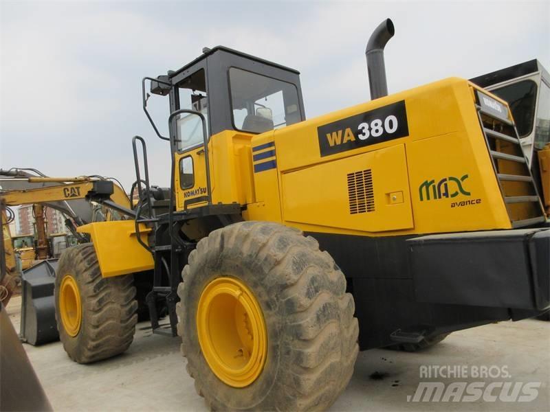 Komatsu WA 380-3 Naudoti ratiniai krautuvai