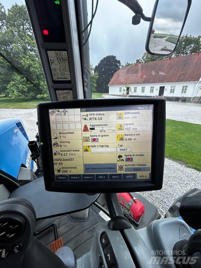 New Holland T 8.390 Traktoriai