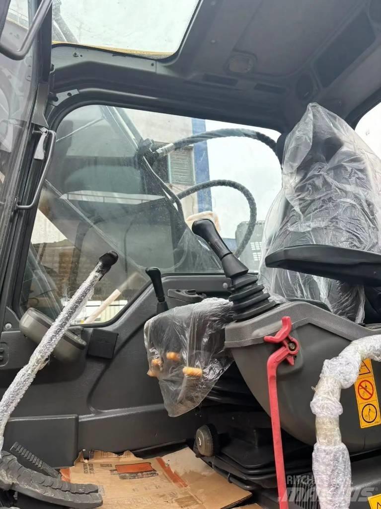 Volvo EC 210 Vidutinės galios ekskavatoriai 7-12 t