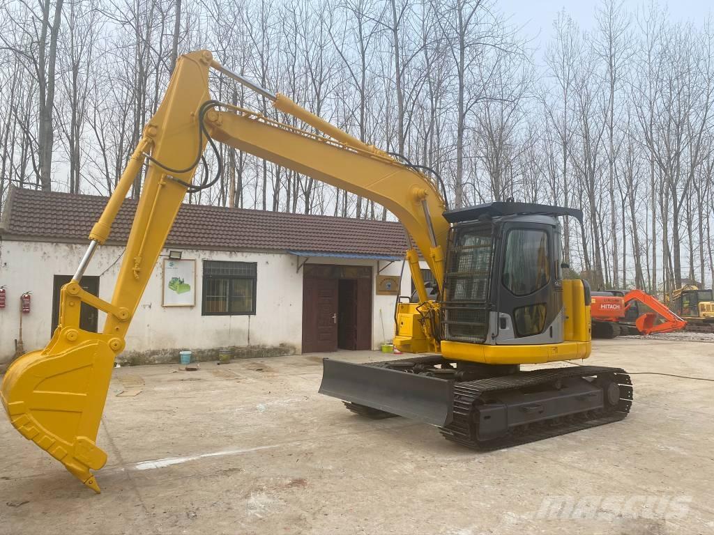 Komatsu PC128US Vikšriniai ekskavatoriai