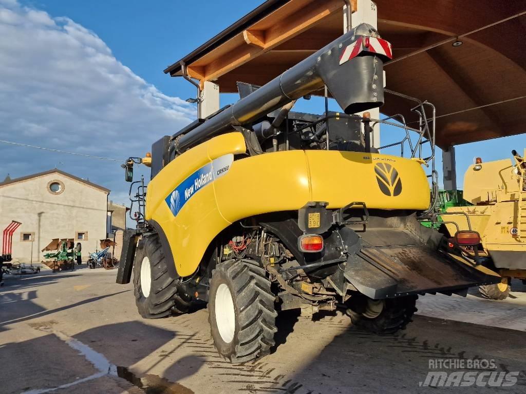 New Holland CR 9060 Derliaus nuėmimo kombainai