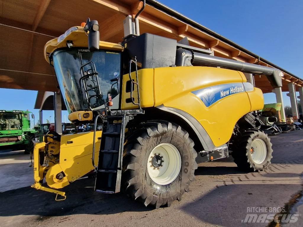 New Holland CR 9060 Derliaus nuėmimo kombainai