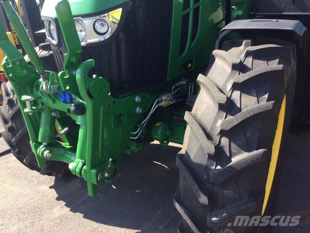 John Deere 6100M Traktoriai