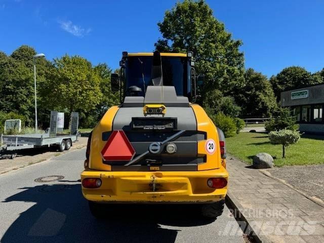 Volvo L 45 H Naudoti ratiniai krautuvai