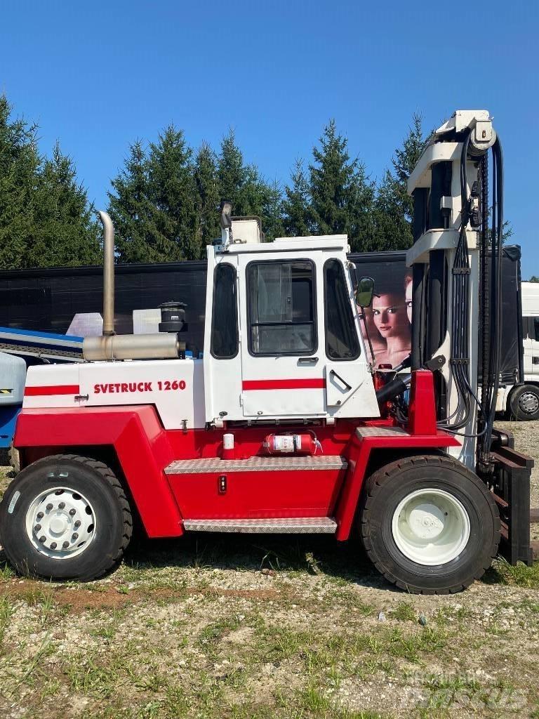 Svetruck 1260-30 Dyzeliniai krautuvai