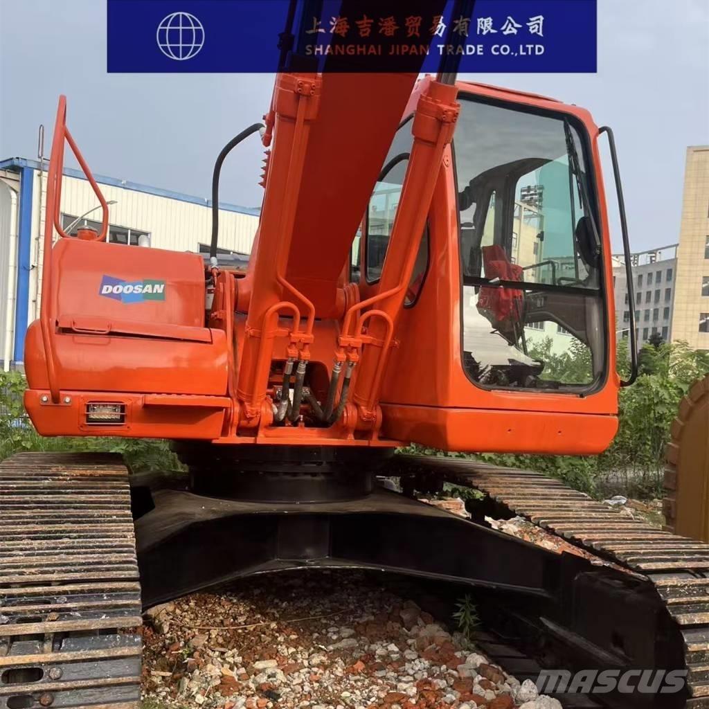 Doosan DH 225 Vikšriniai ekskavatoriai