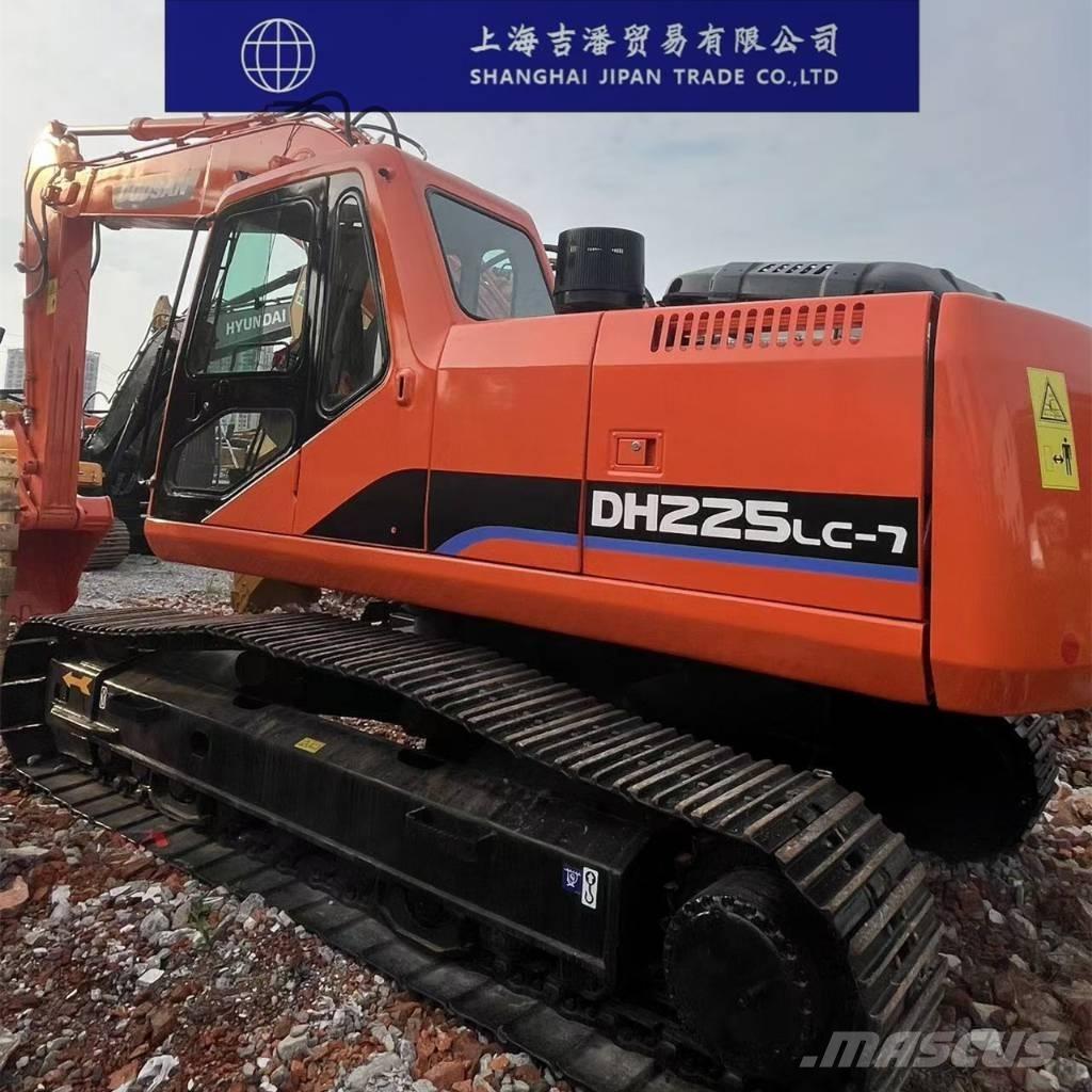 Doosan DH 225 Vikšriniai ekskavatoriai