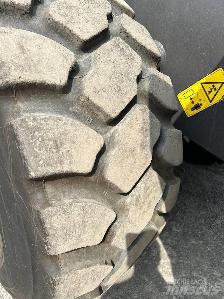 Volvo l150h Naudoti ratiniai krautuvai