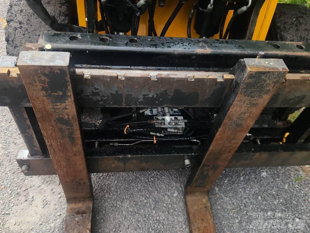 JCB TLT 35 D 4x4 Dyzeliniai krautuvai
