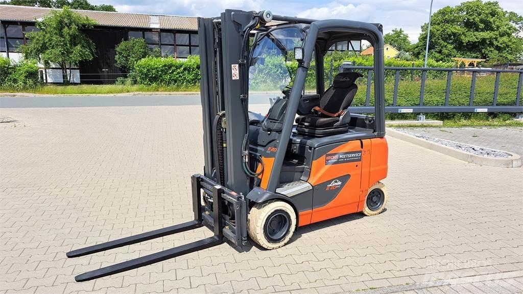 Linde E20PH-02 Elektriniai šakiniai krautuvai