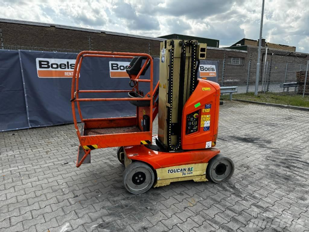 JLG T08E Vertikalūs stiebiniai keltuvai