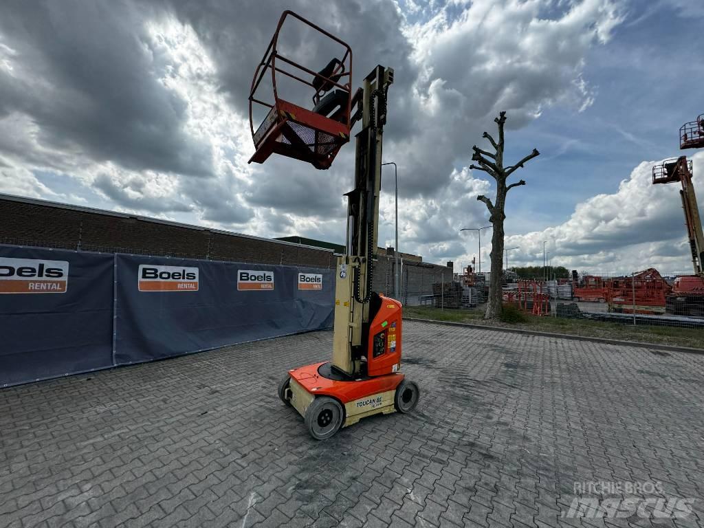 JLG T08E Vertikalūs stiebiniai keltuvai