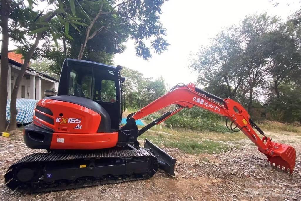 Kubota 165 Vikšriniai ekskavatoriai