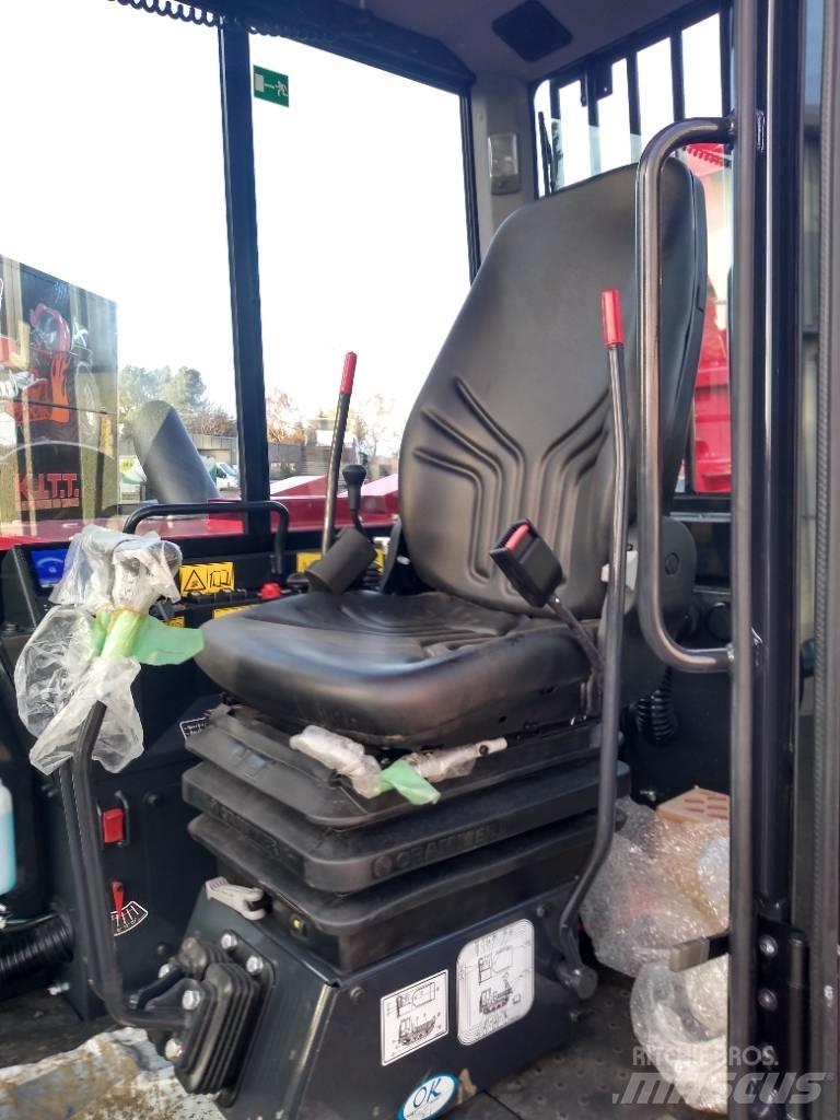 Yanmar C50R-5 Vikšrinė savivartė technika