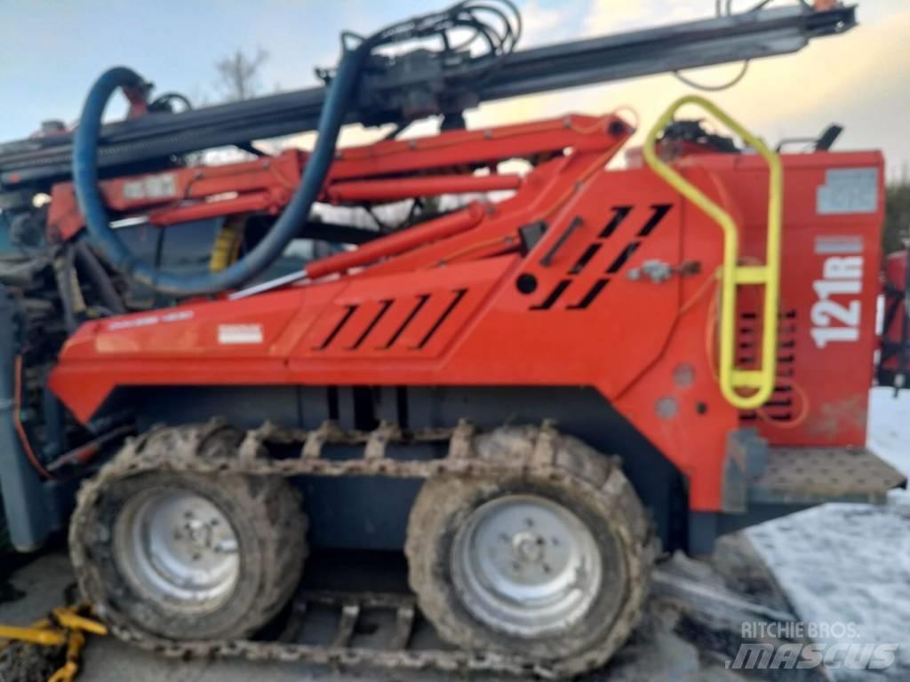 Sandvik DC 121R Žemės paviršiaus gręžimo technika