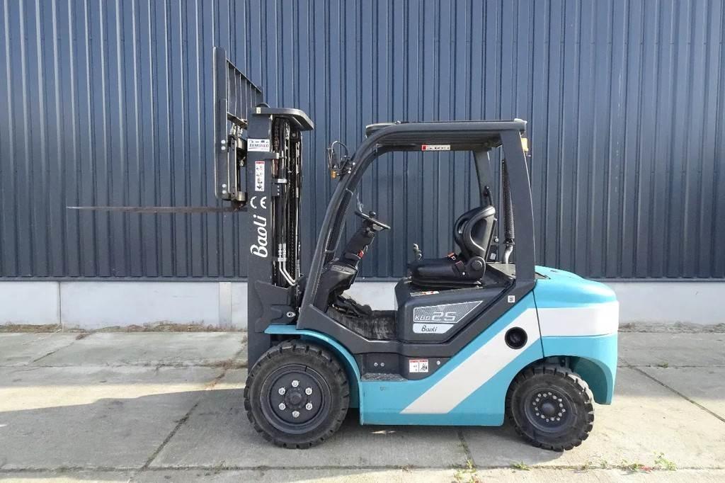 Baoli KBD25 Diesel . Šakiniai krautuvai - Kita