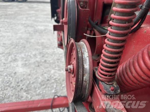 Case IH 1020 Derliaus nuėmimo kombainų galvos