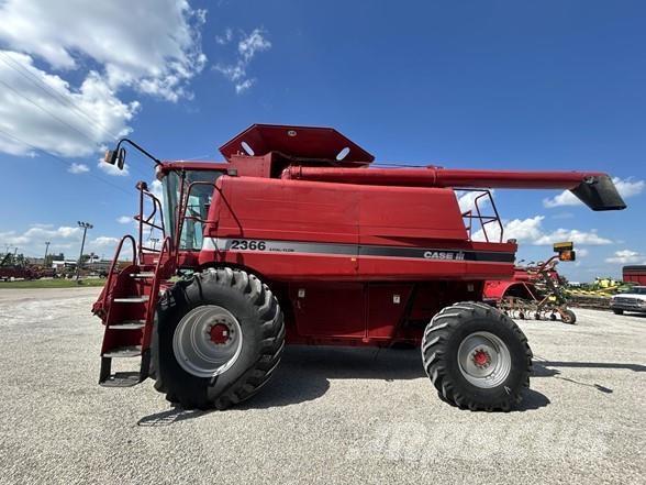 Case IH 2366 Derliaus nuėmimo kombainai