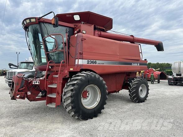 Case IH 2366 Derliaus nuėmimo kombainai