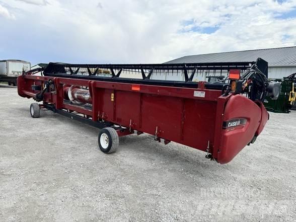 Case IH 3020 Derliaus nuėmimo kombainų galvos
