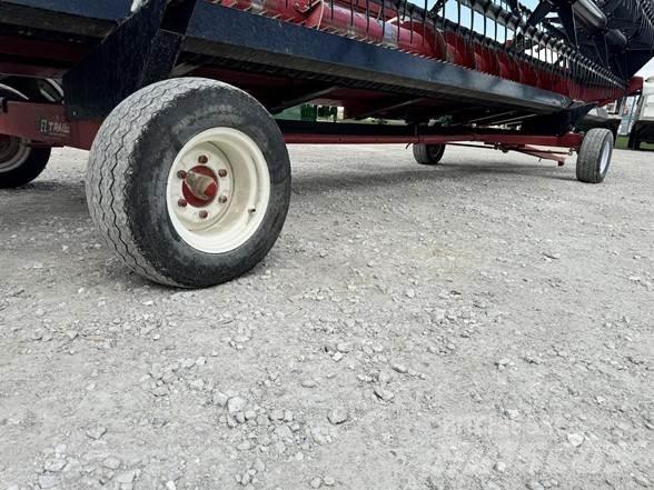 Case IH 3020 Derliaus nuėmimo kombainų galvos