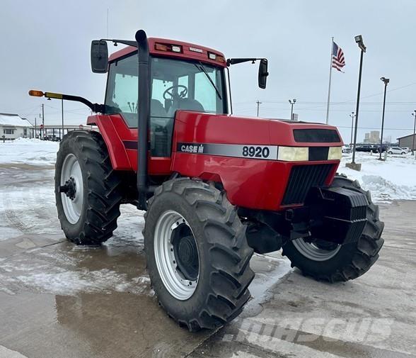 Case IH 8920 Traktoriai