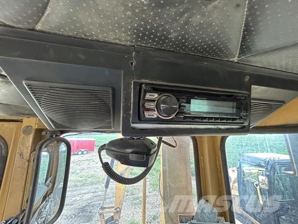 CAT D8N Vikšriniai buldozeriai