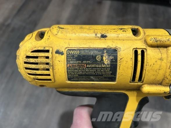 DeWalt DW059 Prietaisai, matavimo ir automatikos įranga