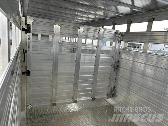 Duralite 2500 Gyvulių pervežimo priekabos