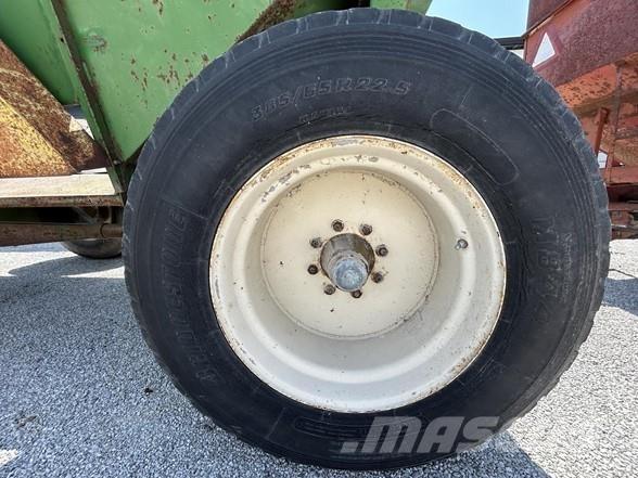 J&M 350-20 Grūdų vežimėliai