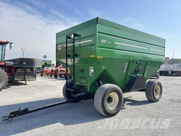J&M 680/760 Grūdų vežimėliai