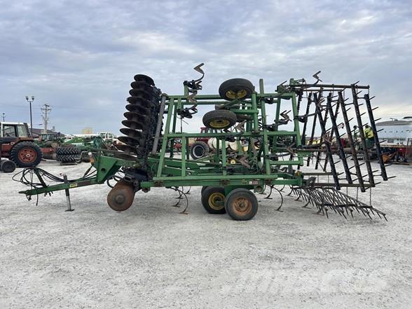 John Deere 726 Šienapjovės