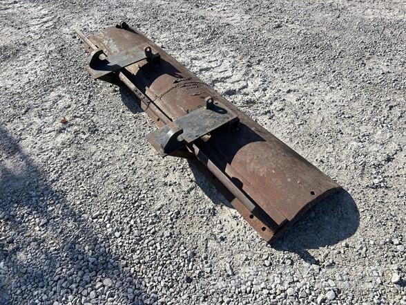 John Deere 8 Statyba - Kita