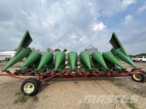 John Deere 893 Derliaus nuėmimo kombainų galvos