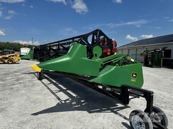 John Deere 925 Derliaus nuėmimo kombainų galvos
