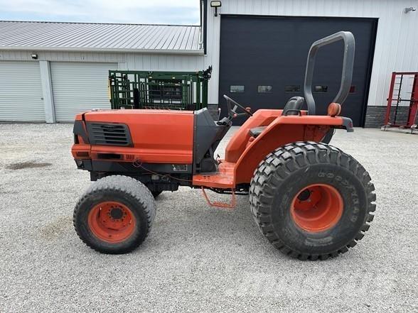 Kubota L4200 Traktoriai