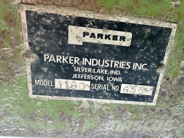 Parker 1180 Grūdų vežimėliai