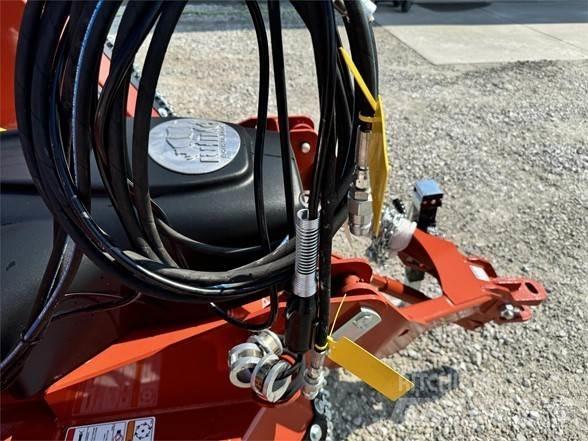 Rhino 2150 Formuojančios žoliapjovės