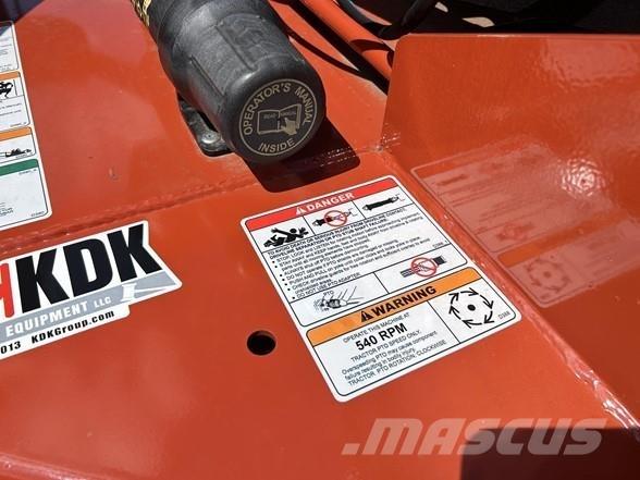 Rhino 2155 Formuojančios žoliapjovės