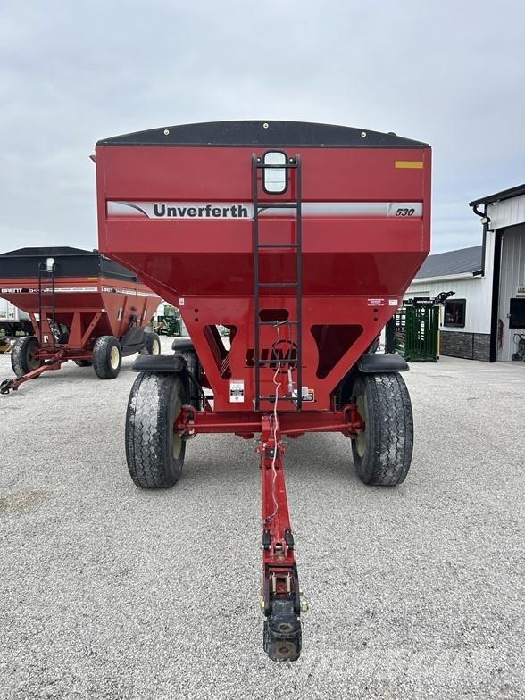 UNVERFERTH 530 Grūdų vežimėliai
