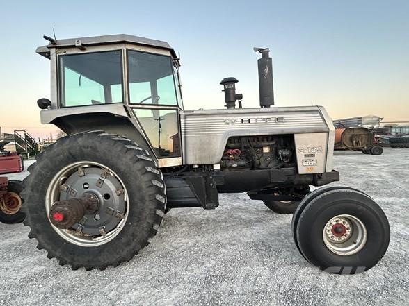 White 2-135 Traktoriai